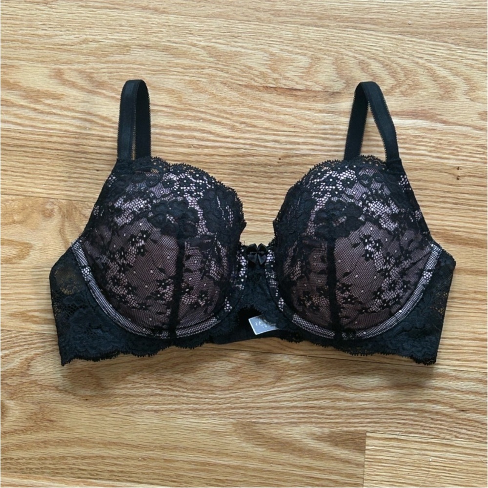 Victoria’s Secret Dream Angels lined Demi Black Lace Bra 34D